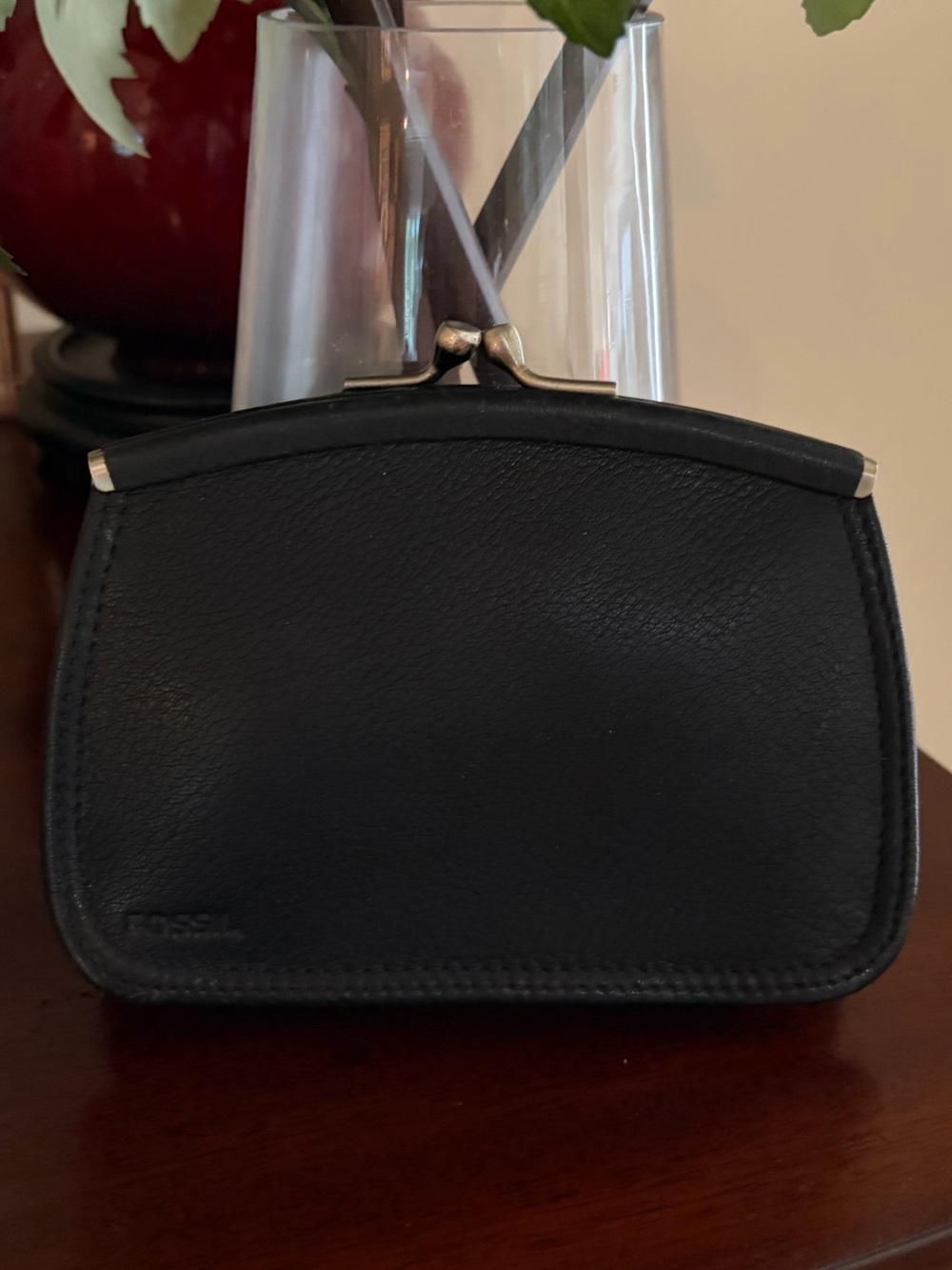 Fossil vintage kisslock leather coin/card holder